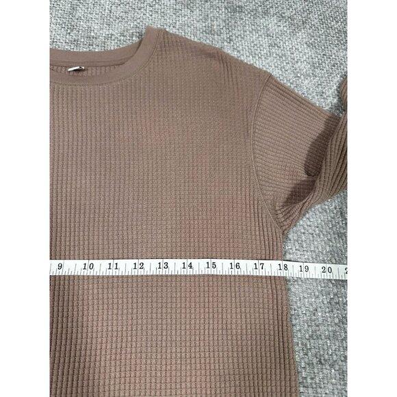 Uniqlo Dress Womens Extra Small Gray Beige Lot Of 2 Thermal T Shirt Crew Neck - Picture 11 of 13